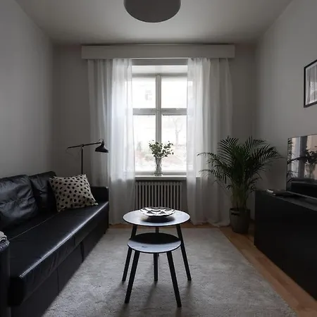 Kodikas Huoneisto Helsingin Keskustassa *